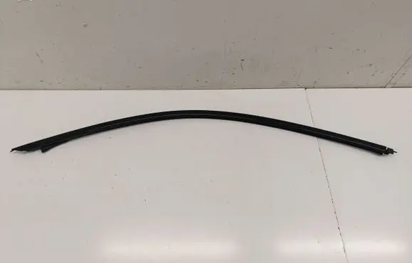 BMW 2 F22 F23 Front door glass trim molding 