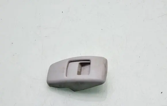 Citroen Berlingo Seat belt height adjuster 3061683