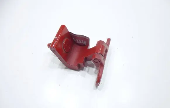 Volkswagen PASSAT B8 Tailgate/trunk/boot hinge 8V3827299B