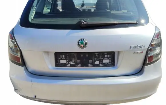 Skoda Fabia Mk2 (5J) Tailgate/trunk/boot lid FABIAIILA7W
