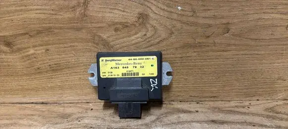 Mercedes-Benz ML W163 Transfer box differential control unit A1635457932