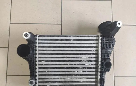 Porsche Macan (95B) Intercooler radiator 95B145804B