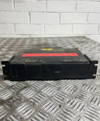 BMW 1 E81 E87 CD/DVD changer 9133083 021007