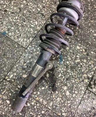 BMW 1 E81 E87 Front shock absorber/damper