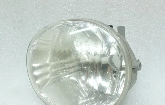 Toyota RAV 4 (XA20) Front fog light