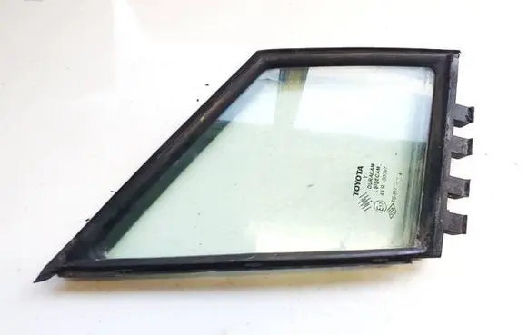 Toyota Corolla Verso AR10 Front door vent window glass four-door 682150F010 68215-0F010