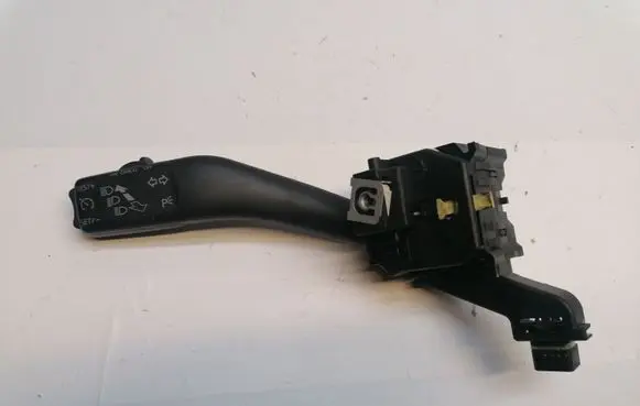 Volkswagen Touran I Indicator stalk 1K0953513G
