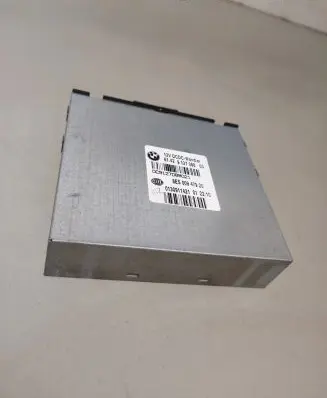 Voltage converter inverter
