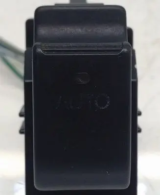 Toyota Avensis T250 Electric window control switch 8481005050 3708ca309c07