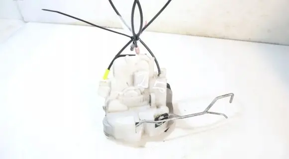 Subaru Forester SH Front door lock