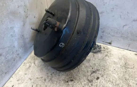 Honda FR-V Brake booster