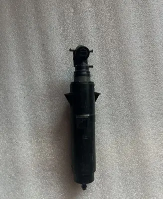 BMW X5 F15 Headlight washer spray nozzle 7292658