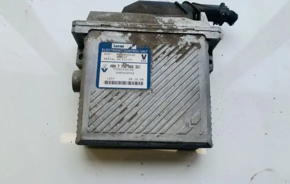 Volvo S40, V40 Engine control unit/module 7700868321 7700103515a