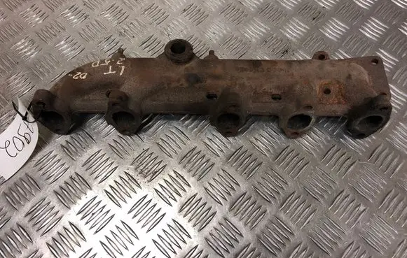 Volkswagen II LT Exhaust manifold 074253033H