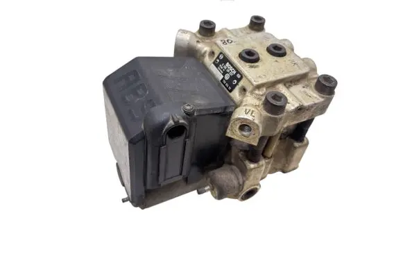 Volkswagen Multivan T4 ABS Pump 701614111 0265201037
