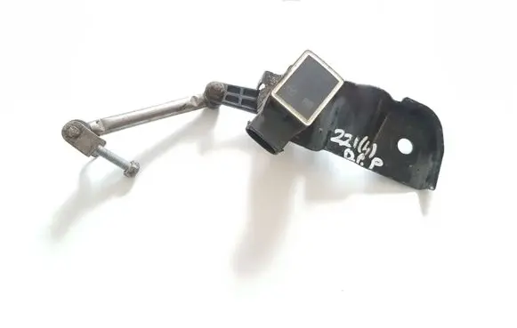 Mercedes-Benz S W221 Air suspension front height level sensor A0105427717