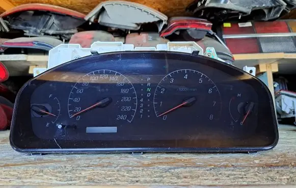Mitsubishi Galant Speedometer (instrument cluster) MR471673 2574105584