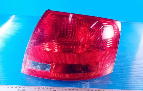 Audi A4 S4 B7 8E 8H Rear/tail lights 8E9945096E 484002