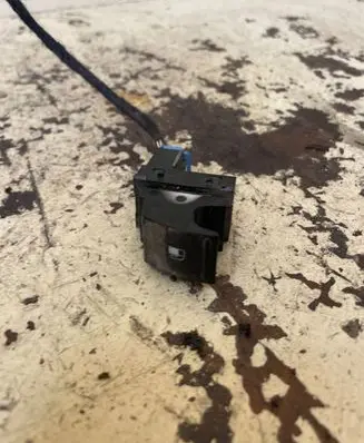 Volkswagen Jetta V Other switches/knobs/shifts 7L6959833