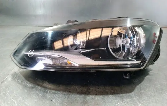 Volkswagen Polo V 6R Headlight/headlamp