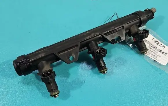 Seat Ibiza IV (6J,6P) Fuel injector 03E906031C IMPRK1566370