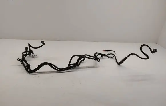 Renault Latitude (L70) Fuel line pipe 