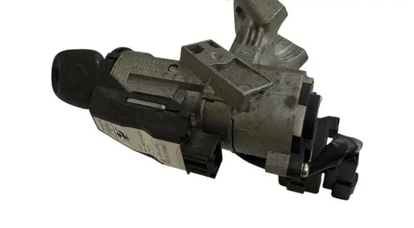 Toyota Corolla E120 E130 Ignition lock 45020024