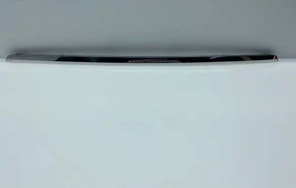 Subaru Outback Tailgate trim 84957AG010 84957AG