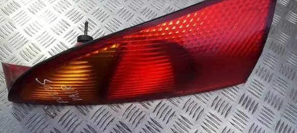 Ford Focus Rear/tail lights xs4113405a xs41-13405-a