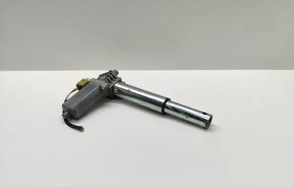 BMW 5 E60 E61 Seat adjustment motor 0390203233