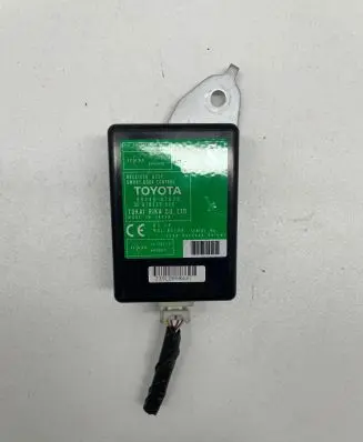 Toyota RAV 4 (XA30) Door control unit/module 8974042020 61B239000