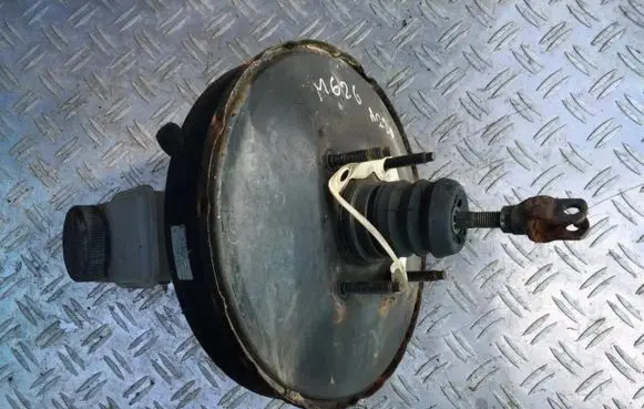 Mazda 626 Brake booster 83404300