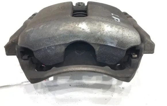 Skoda Superb B8 (3V) Front brake caliper