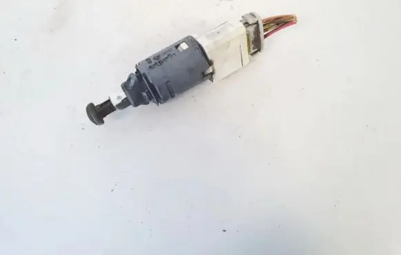 Renault Scenic II - Grand scenic II Brake pedal sensor switch 8200168238b