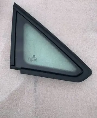 Volkswagen Caddy Front triangle window/glass 2K5845412