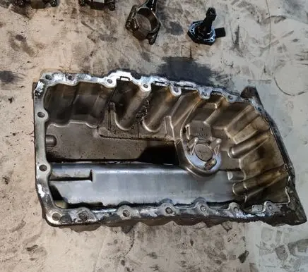 Oil sump