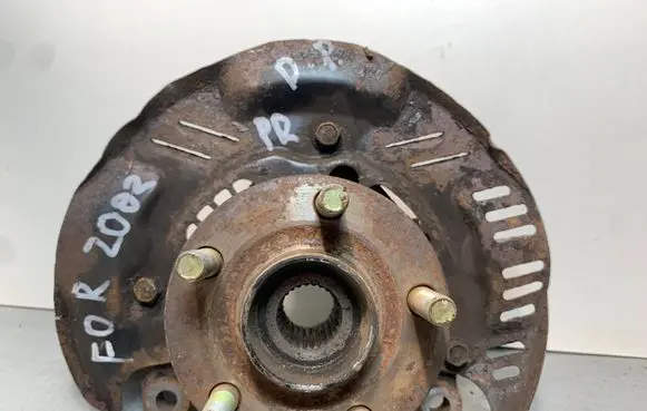Subaru Forester SF Front wheel hub