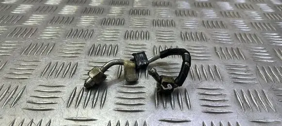 Land Rover Discovery 4 - LR4 Fuel injector supply line/pipe 
