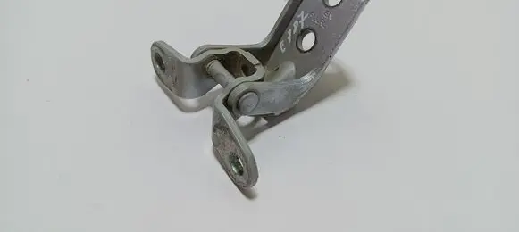 KIA Sorento Front door upper hinge 793102B010