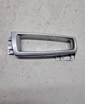 BMW 7 F01 F02 F03 F04 Other center console (tunnel) element 10041038