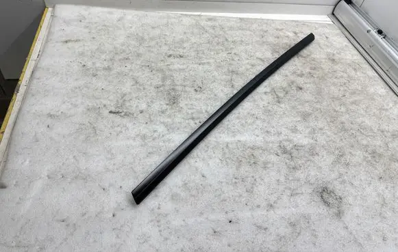 Tesla Model Y Front door trim (molding) 162116600B 149571200D 149571300D