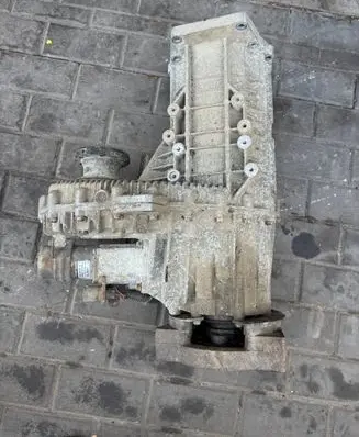 Volkswagen Touareg I Gearbox transfer box case 0AD341010T