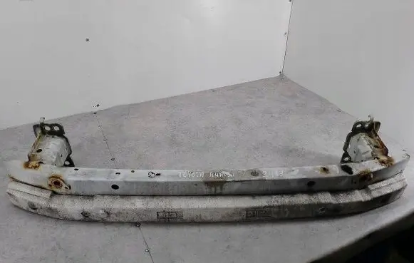 Toyota Auris 150 Front bumper support beam 