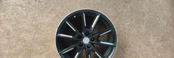 R18 alloy rim