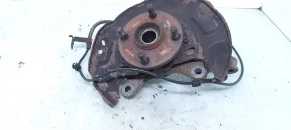 Toyota Yaris Front wheel hub spindle knuckle