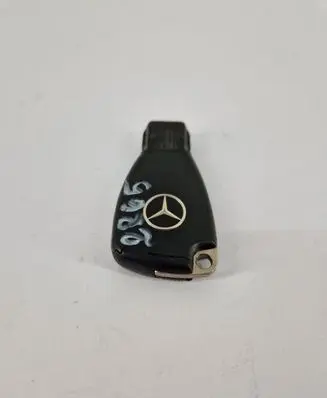 Mercedes-Benz Sprinter W906 Ignition key/card 