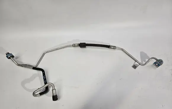 Audi Q7 4L Air conditioning (A/C) pipe/hose 4M1820740K