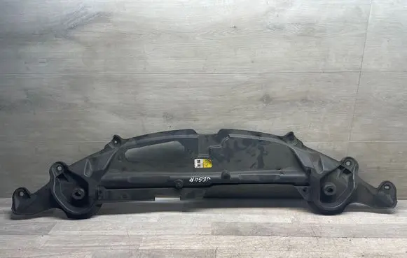Top upper radiator support slam panel