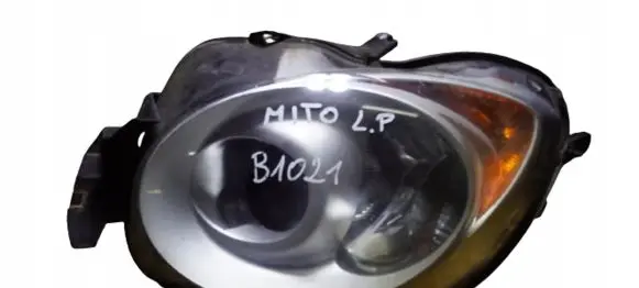 Alfa Romeo Mito Headlight/headlamp