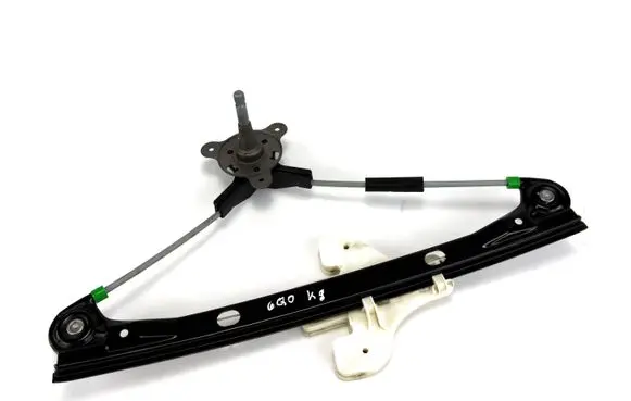 Rear door manual window regulator